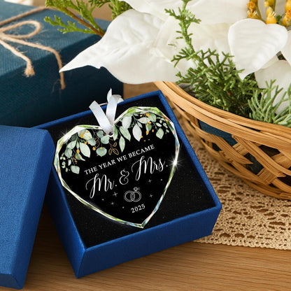 Elegant blue gift box packaged heart crystal ornament, ready to gift wedding anniversary souvenir for newly married couples