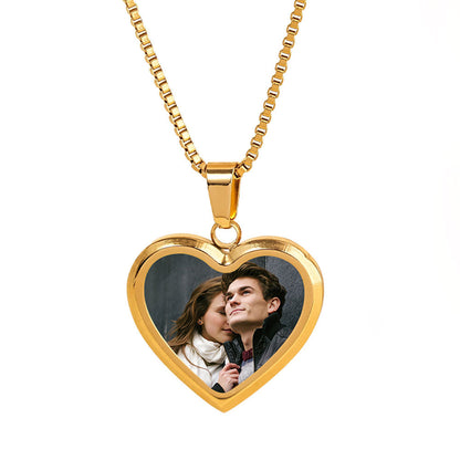 Gold polished titanium heart pendant necklace with temperature reactive hidden couple photo and box chain